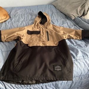 Saga ski jacket worn 3 times